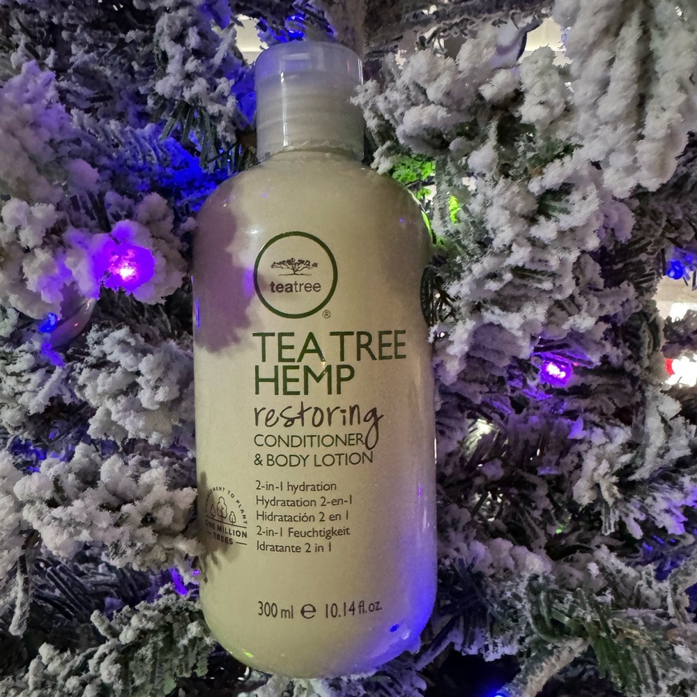 Paul Mitchell 
Tea Tree
Hemp Restoring Shampoo & Body Wash (10.14 Oz)